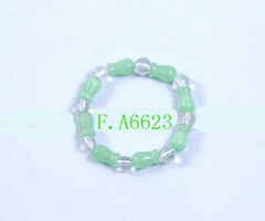 bracelet/crystal bracelet