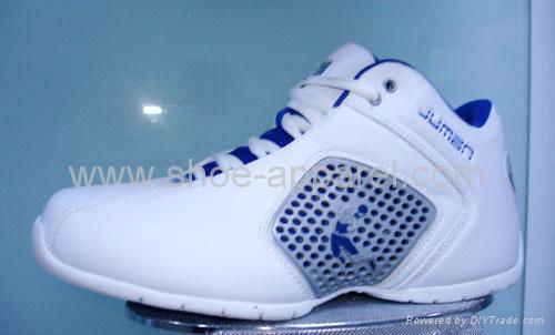 basketball shoes 4