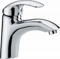 Single hole basin faucet 1