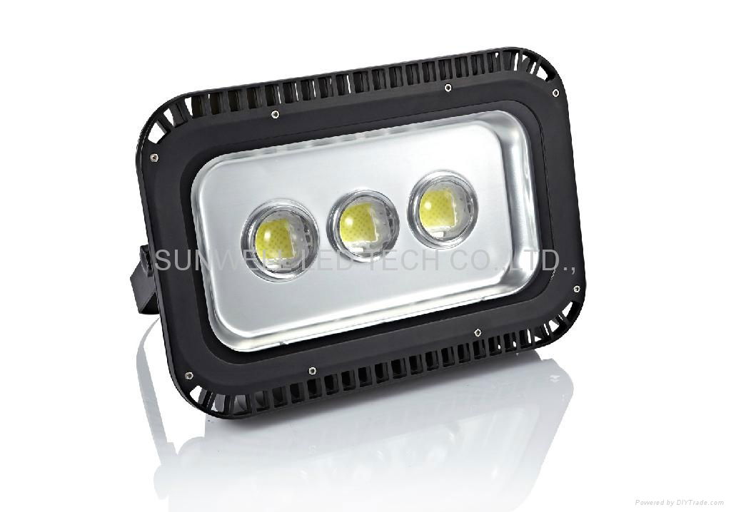 LED floodlight 150w with 60°beaming angel