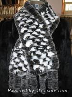 fur scarf