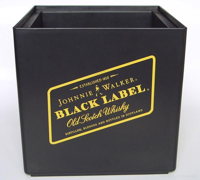 Johnnie Walker Square Plastic Ice Bucket (CF305B) Johnnie walker