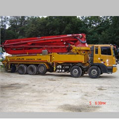 concrete boom pump