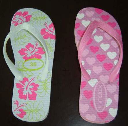 rubber flip flops 3