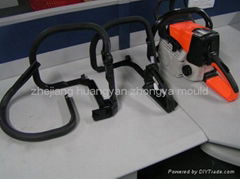 gas assistant of cropper and saw mould