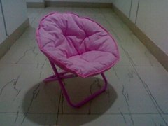 Kid's moon chair