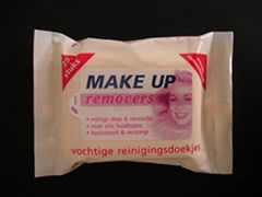 make up removers wipes