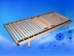 Wood slatted fixed bed base