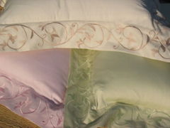 Sheet Set Embroidered