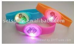 LED silicon bracelets/wristbands