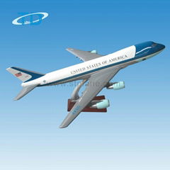 Emulational plane model B747-200