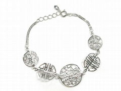 silver bracelet(jewelry)