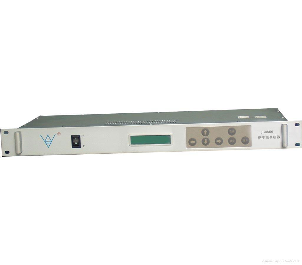 750M Adjacent Channel Modulator