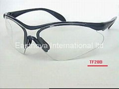 Safety glasses