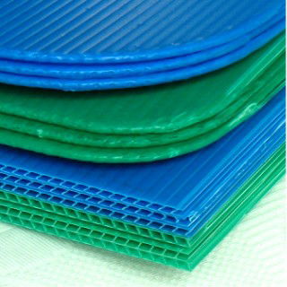 PP/PC hollow profile sheets board production line