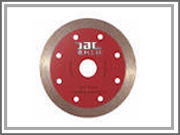 Diamond tools--Sinter,hot-pressed continuous rim blade