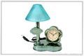 desk-lamp clock