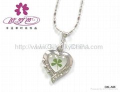 Real four leaf clover jewelry