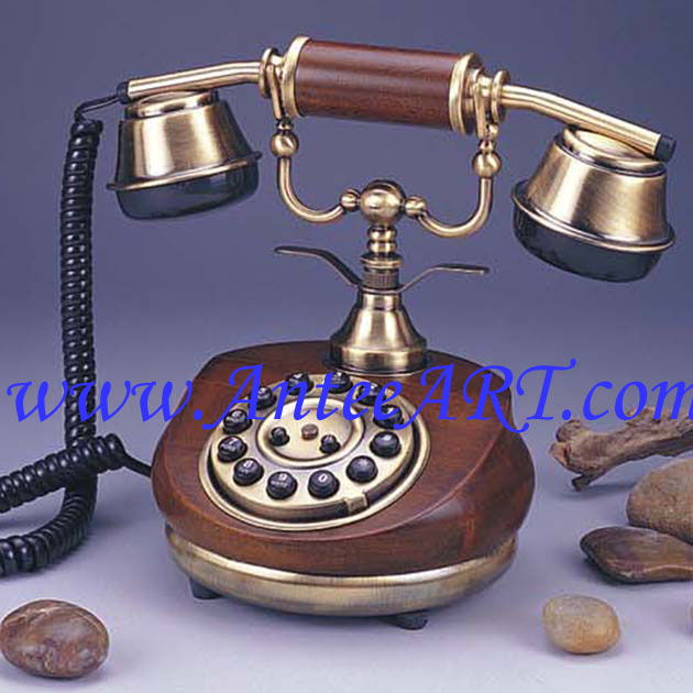 antique telephone 2