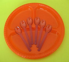 plastic tableware