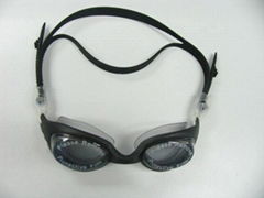 swimming goggle