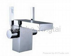 Double Handle Square Washbasin Faucet