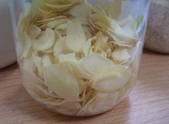 garlic flake