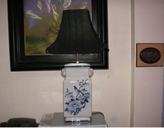 Table Lamp with Antique Style in Cubic Shape