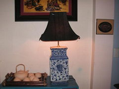 Cubic Table Lamp with Antique Style