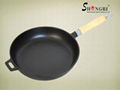 cast iron frying pan 3