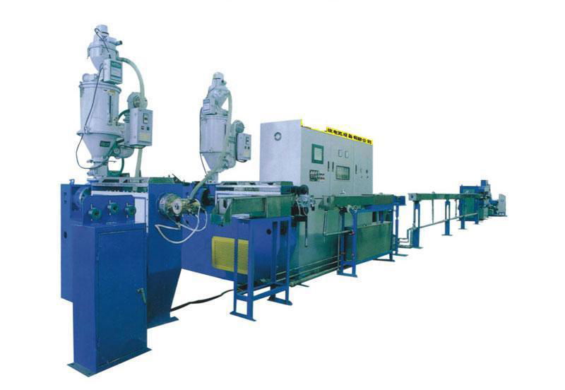 Fluorine plastic extruding machine