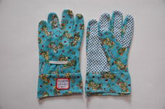 garden gloves