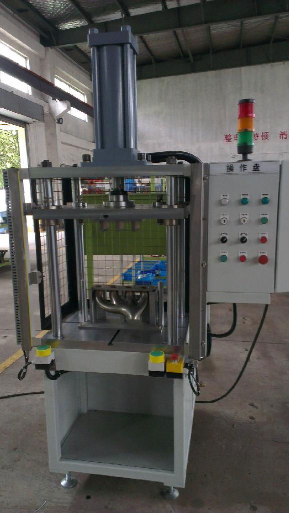 Car exhaust pipe milling equipment