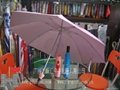 酒瓶雨伞