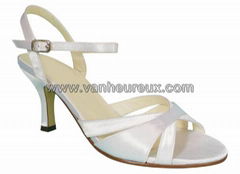 Van heureux bridal shoe