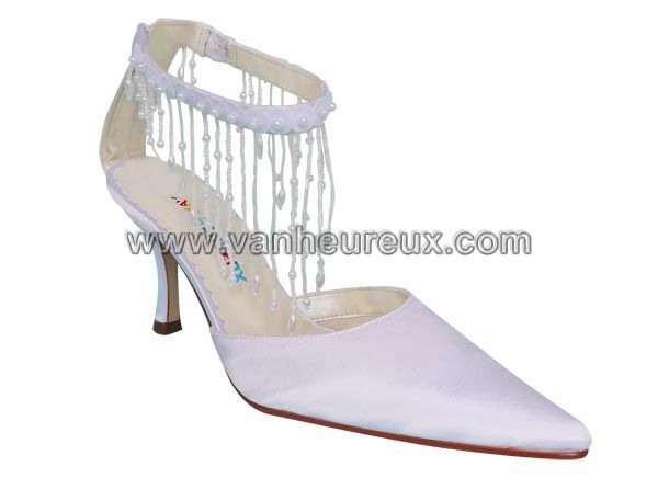 Van heureux bridal shoe