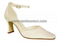 Van heureux bridal shoe 5