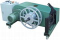 Metal wire feeder