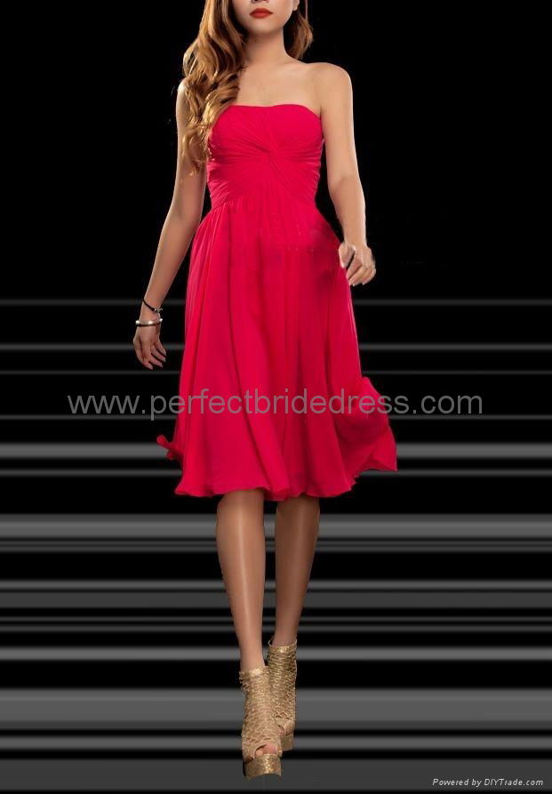 Chiffon Strapless A-Line Short Bridesmaid Dress Wedding Gowns P-3374