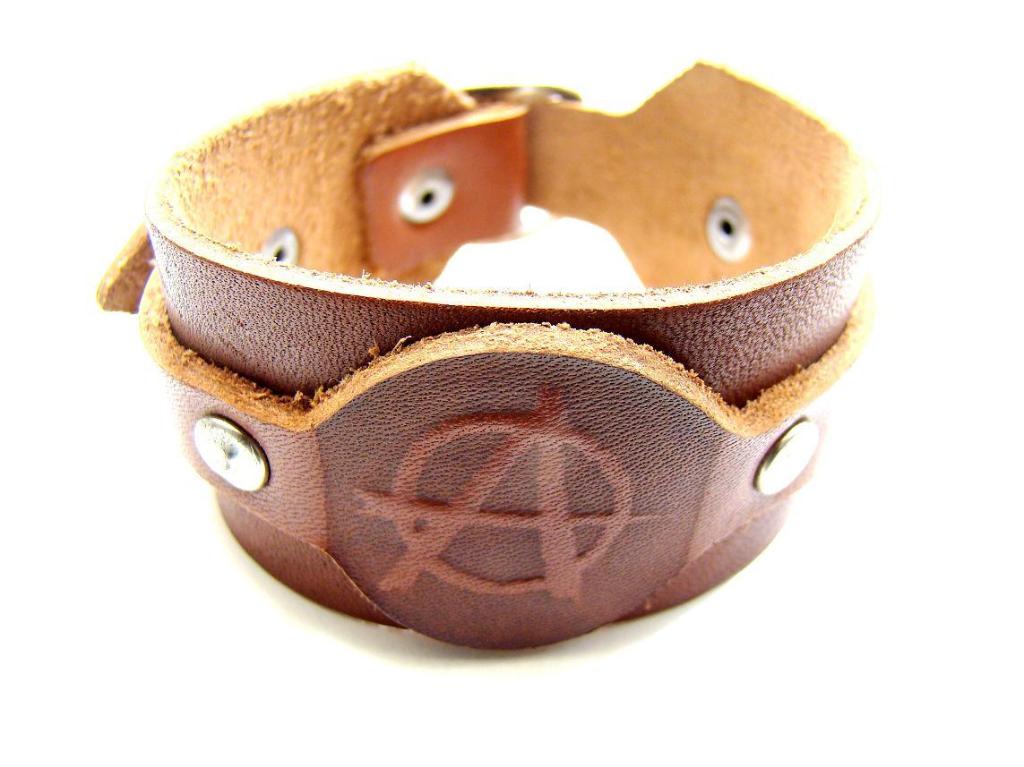 leather cuff 4