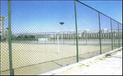 Wire mesh fence