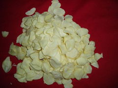 garlic flakes