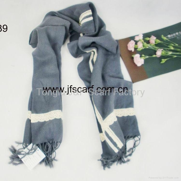2011 Fashion acrylic scarf (JF11-033) 3
