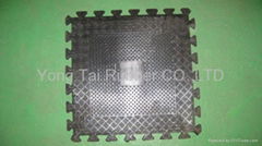 interlocking rubber tile