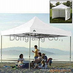 Foldable tent