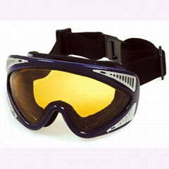 SKI GOGGLE