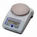 electronic analytical balance 4