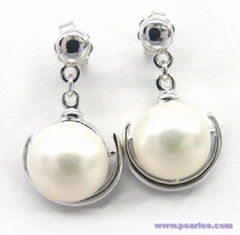 South Pearl Earrings