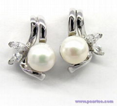 South Pearl Earrings