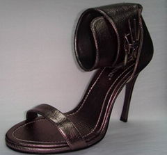 women's dress shoe